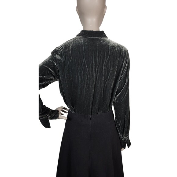 Vintage 90s J. Jill Grey Crushed Velvet Silk Rayon Button-Down Blouse Size Small - Picture 7 of 11